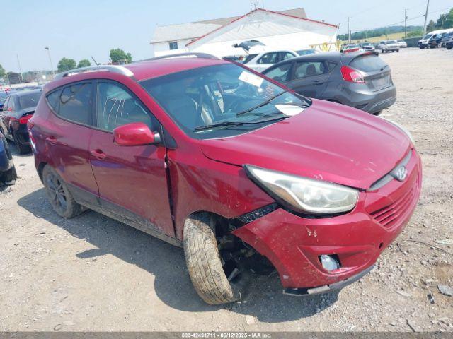  Salvage Hyundai TUCSON