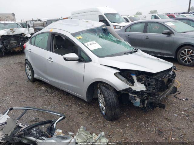  Salvage Kia Forte