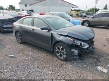  Salvage Kia Forte
