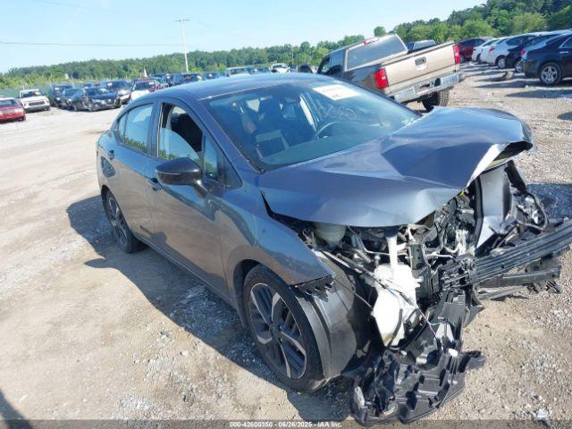  Salvage Nissan Versa