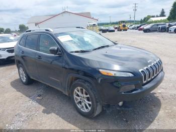  Salvage Jeep Cherokee