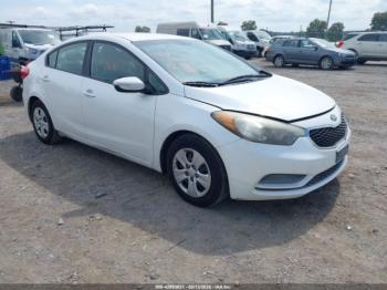  Salvage Kia Forte