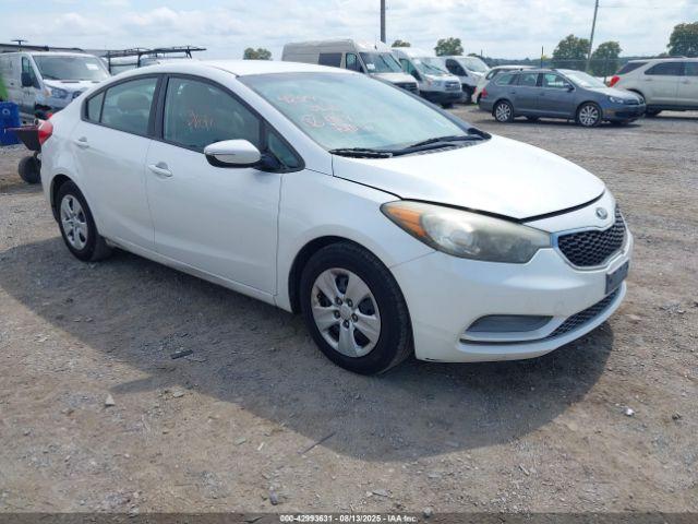  Salvage Kia Forte