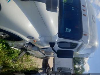  Salvage Freightliner Cascadia 125
