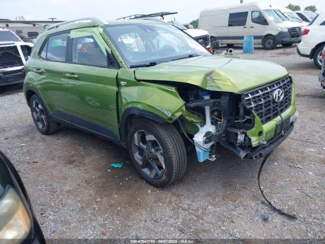  Salvage Hyundai VENUE