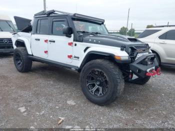 Salvage Jeep Gladiator