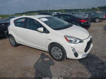  Salvage Toyota Prius c