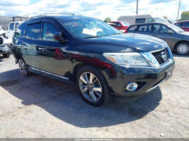  Salvage Nissan Pathfinder