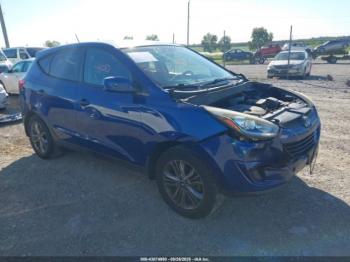  Salvage Hyundai TUCSON