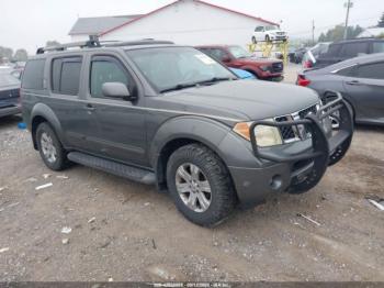  Salvage Nissan Pathfinder