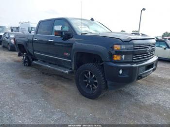  Salvage Chevrolet Silverado 2500