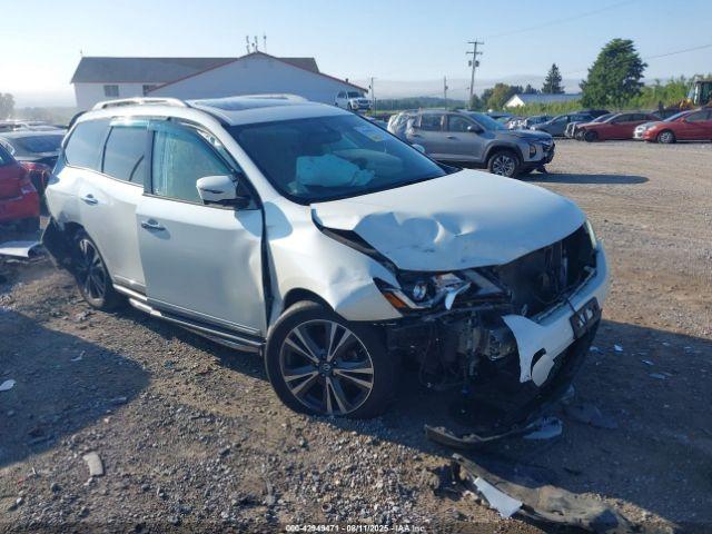  Salvage Nissan Pathfinder