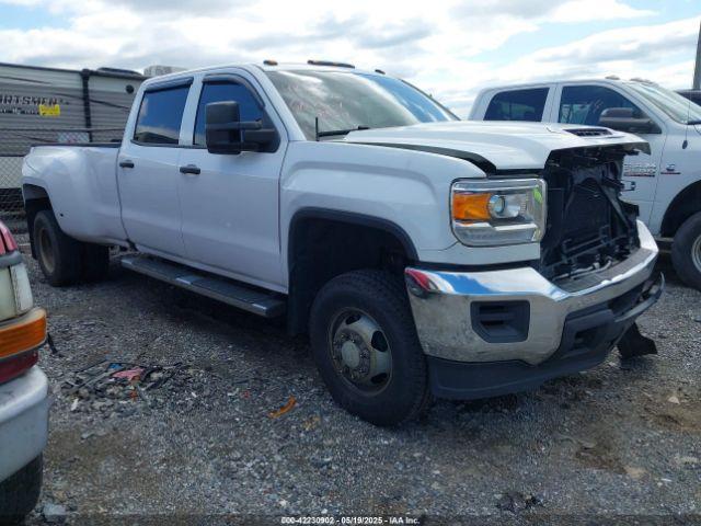  Salvage General Motors Sierra 3500HD