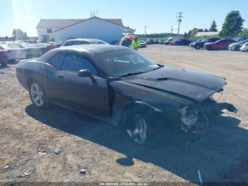  Salvage Dodge Challenger