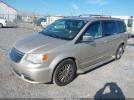Chrysler Town & Country Touring-l Image 2