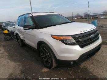  Salvage Ford Explorer