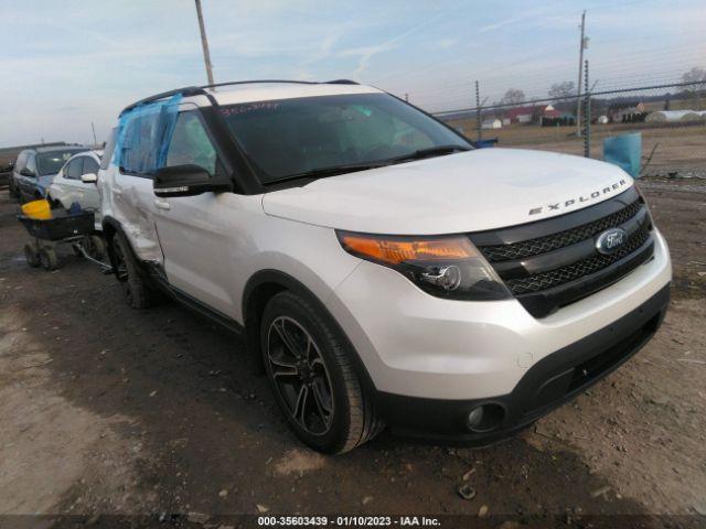  Salvage Ford Explorer