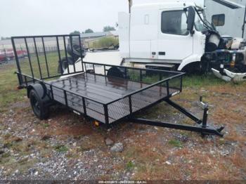  Salvage Carry On 12  Trailer