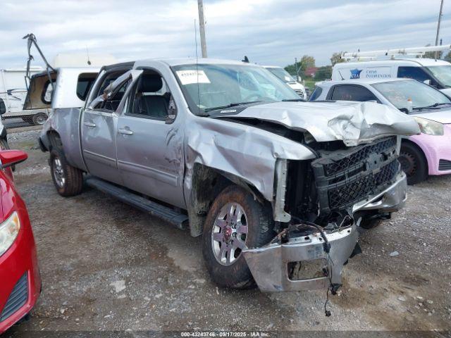  Salvage Chevrolet Silverado 3500