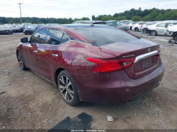  Salvage Nissan Maxima