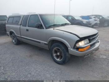  Salvage Chevrolet S-10