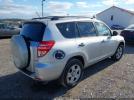 Toyota RAV4 Image 4
