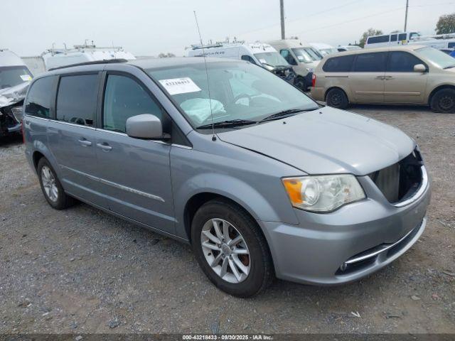  Salvage Chrysler Town & Country