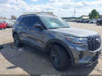  Salvage Ford Explorer