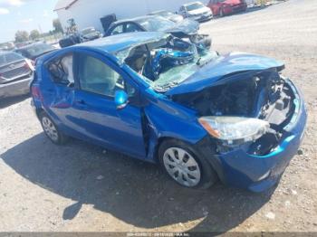  Salvage Toyota Prius c