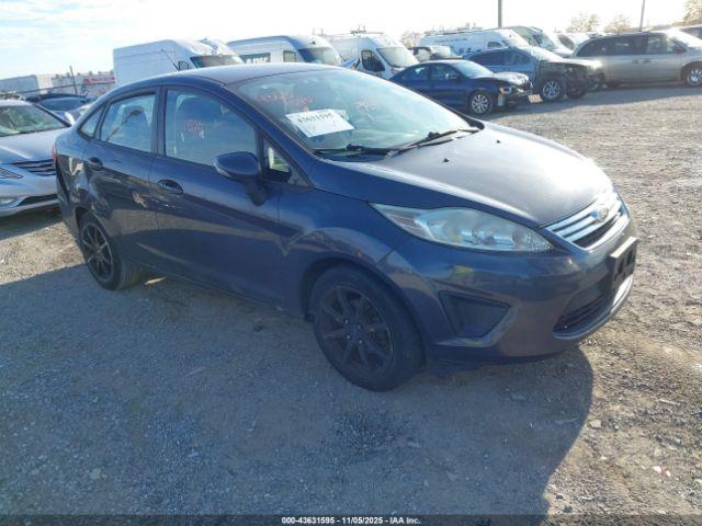  Salvage Ford Fiesta