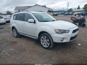  Salvage Mitsubishi Outlander