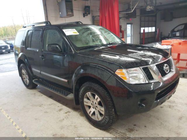  Salvage Nissan Pathfinder