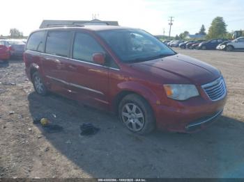  Salvage Chrysler Town & Country