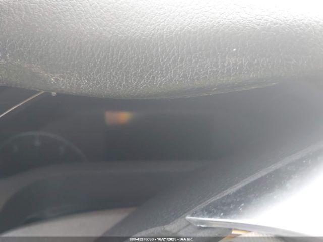 Ford Transit Xlt Image 13