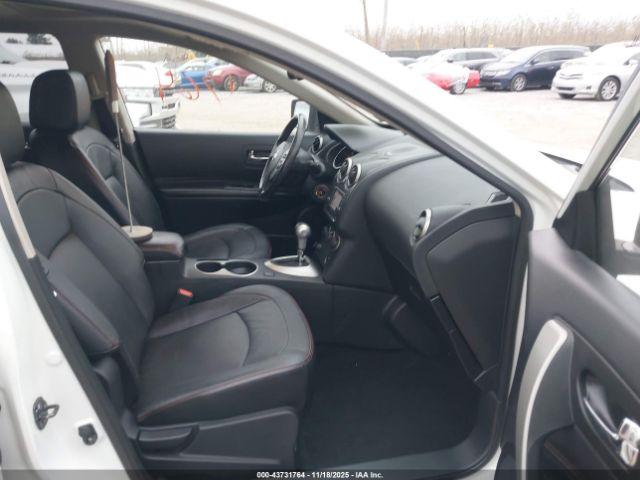 Nissan Rogue Image 14