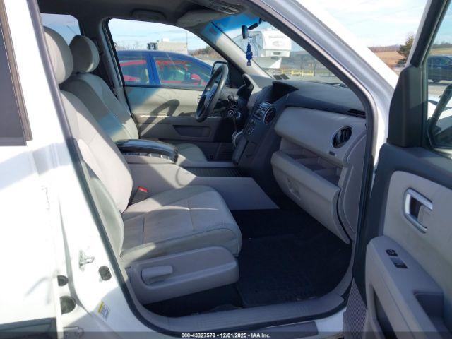 Honda Pilot Lx Image 12