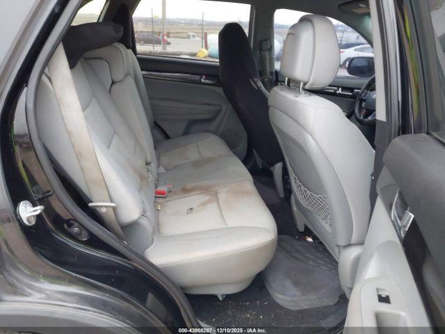 Kia Sorento Lx Image 6