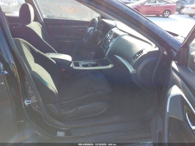 Nissan Altima 2.5 S Image 8