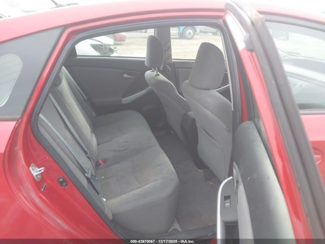 Toyota Prius Two Image 11