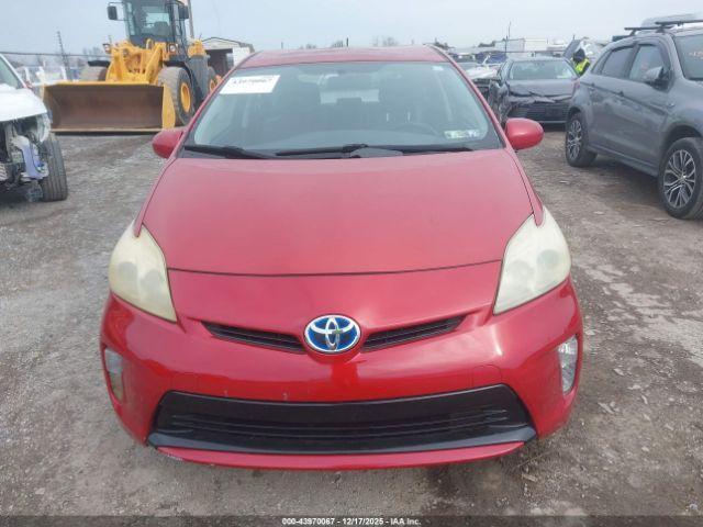 Toyota Prius Two Image 5