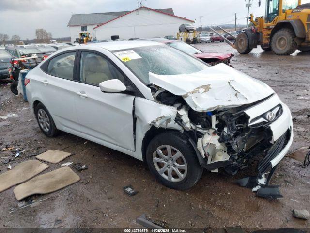 Salvage Hyundai ACCENT