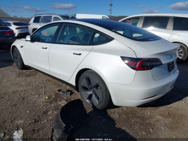 Tesla Model 3 Standard Range Plus Rear-wheel Drive Image 8