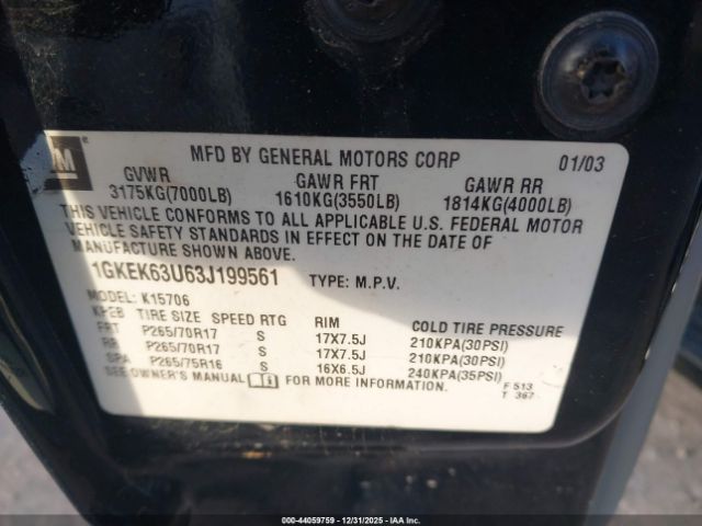 GMC Yukon Denali Image 5