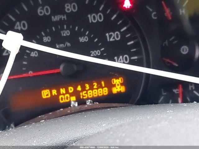 Nissan Titan Se Image 11