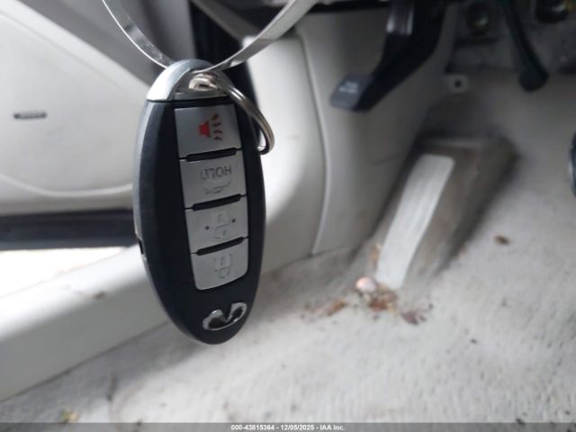 INFINITI G37x Image 10