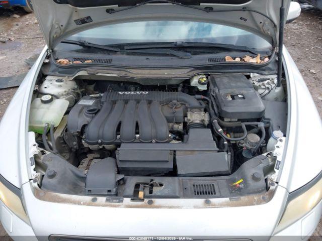 Volvo S40 2.4i Image 15