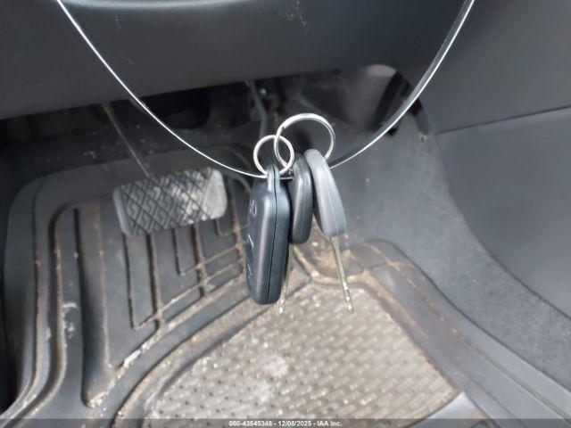 Toyota Corolla S Image 6