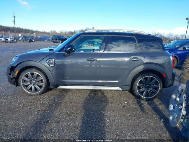 MINI Countryman Cooper S Image 8