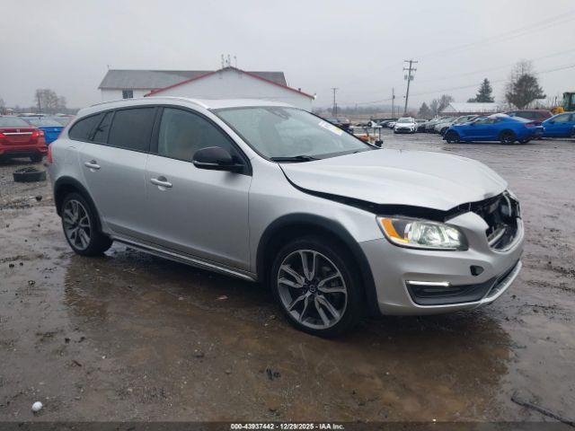  Salvage Volvo V60 Cross Country