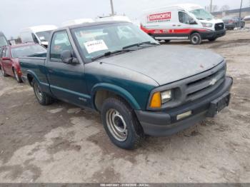  Salvage Chevrolet S-10